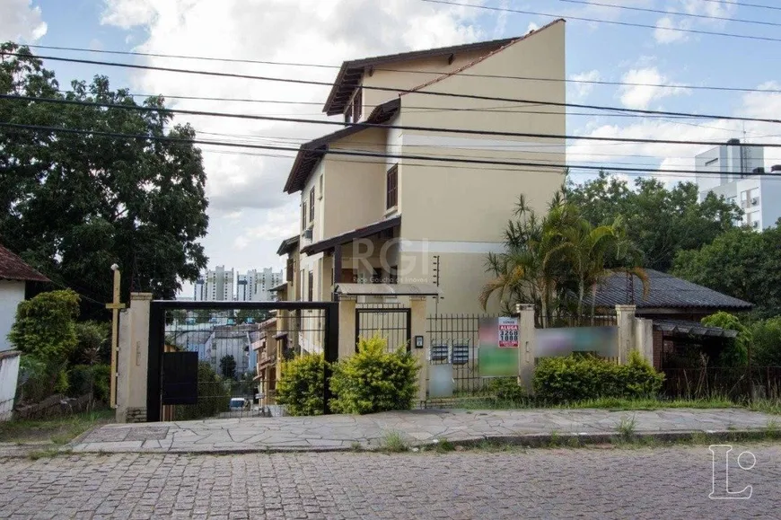 Foto 1 de Casa de Condomínio com 3 Quartos à venda, 209m² em Tristeza, Porto Alegre