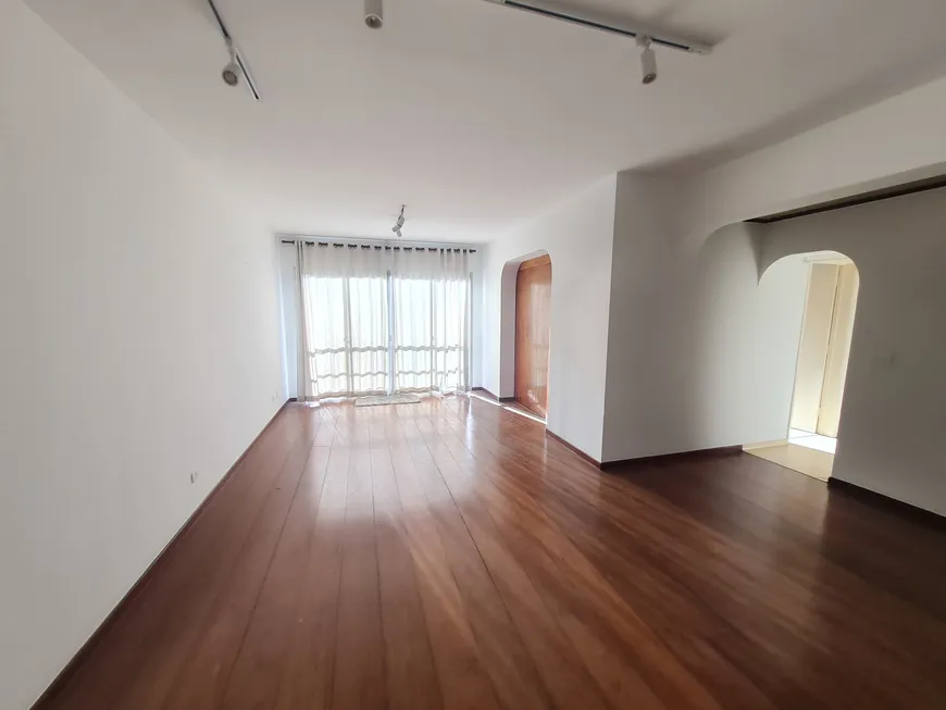 Foto 1 de Apartamento com 3 Quartos para venda ou aluguel, 115m² em Campo Belo, São Paulo