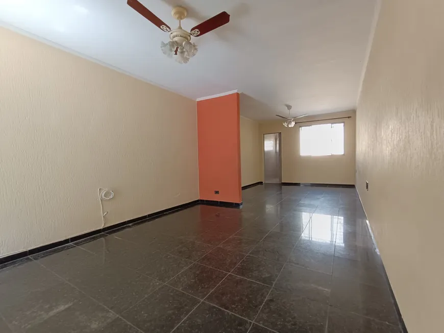 Foto 1 de Sobrado com 3 Quartos à venda, 200m² em Vila Municipal, Jundiaí