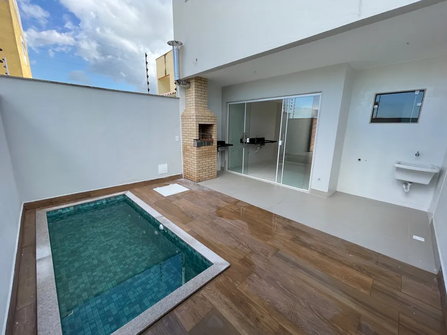 Foto 1 de Casa com 3 Quartos à venda, 118m² em Ataíde, Vila Velha