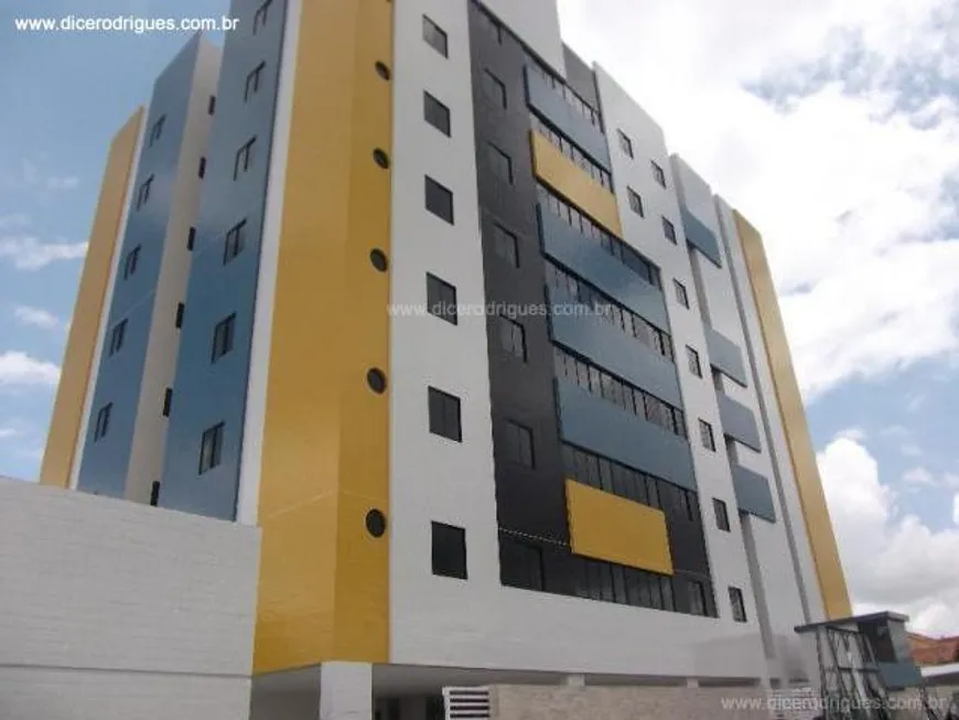 Foto 1 de Apartamento com 3 Quartos para alugar, 82m² em Itararé, Campina Grande