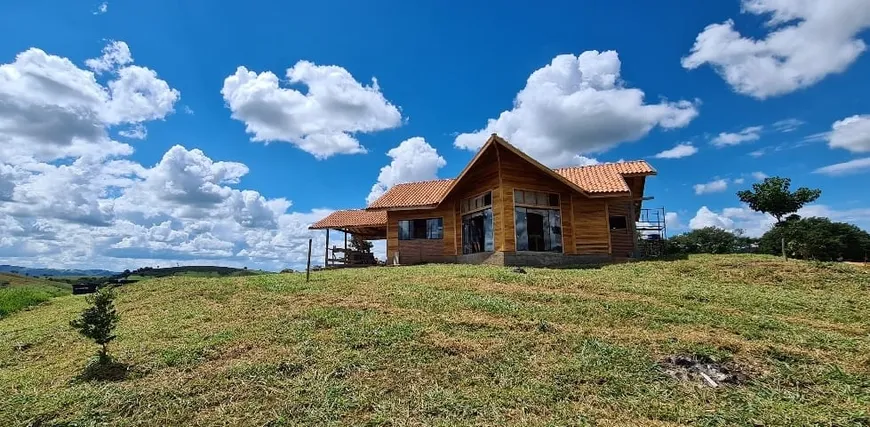 Foto 1 de Fazenda/Sítio com 2 Quartos à venda, 193000m² em Zona Rural, Monte Sião