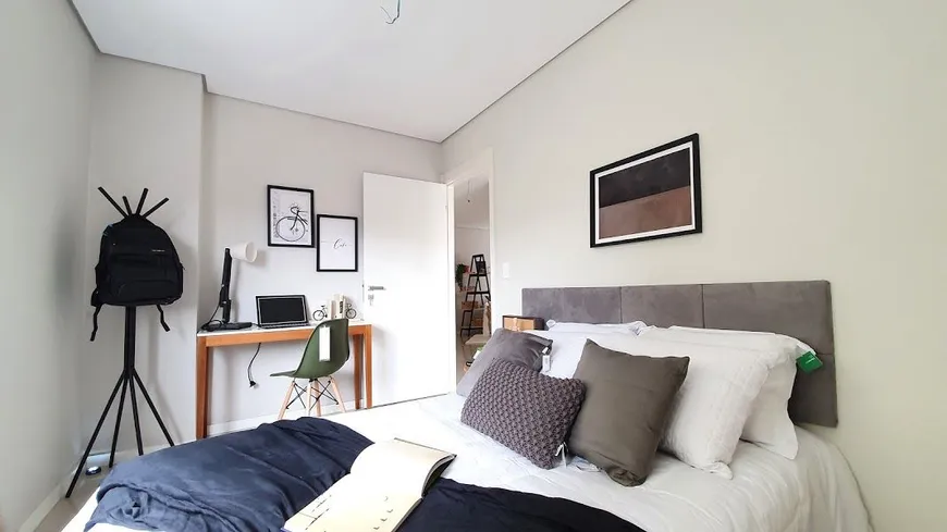 Foto 1 de Apartamento com 2 Quartos à venda, 66m² em Rebouças, Curitiba