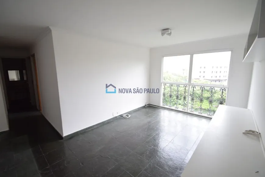 Foto 1 de Apartamento com 3 Quartos à venda, 75m² em Vila Campestre, São Paulo