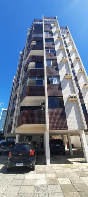 Foto 1 de Apartamento com 3 Quartos para alugar, 120m² em Candeias, Jaboatão dos Guararapes