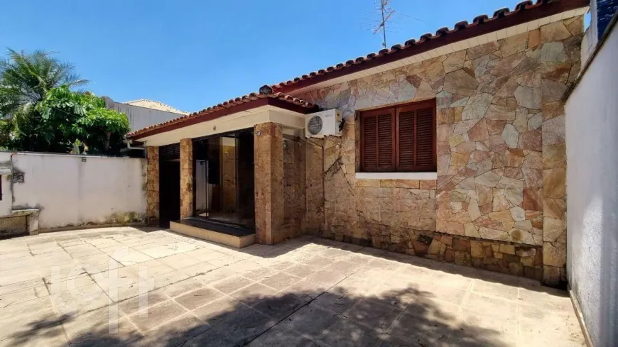 Foto 1 de Casa com 4 Quartos à venda, 234m² em Lapa, São Paulo