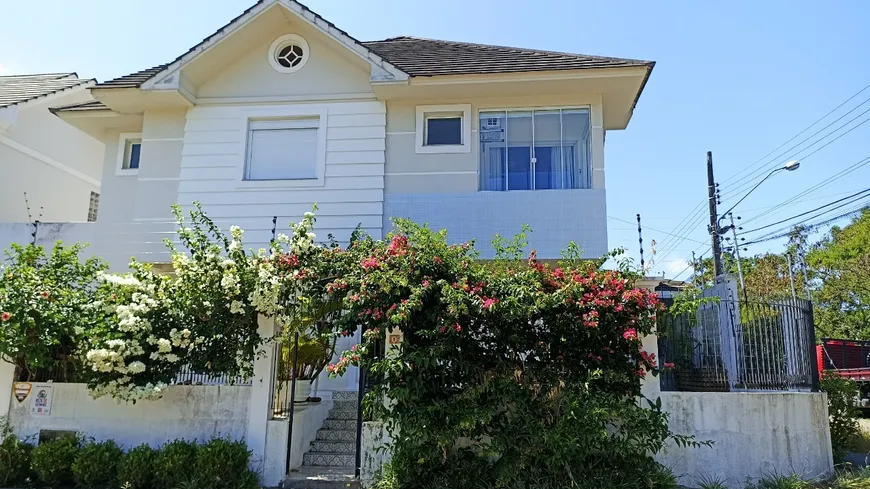 Foto 1 de Casa com 3 Quartos à venda, 260m² em Santa Mônica, Florianópolis