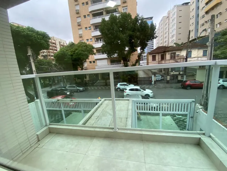 Foto 1 de Sobrado com 3 Quartos à venda, 195m² em Gonzaga, Santos