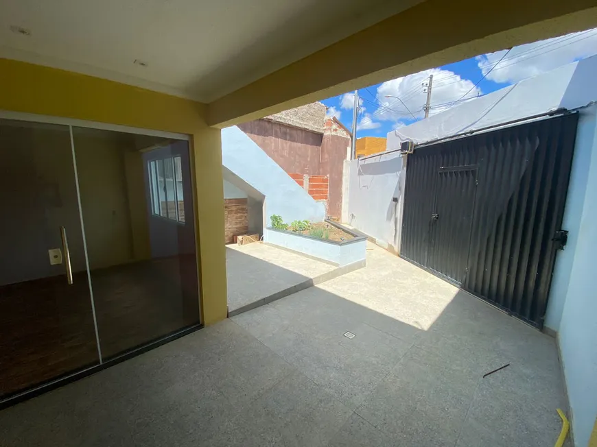 Foto 1 de Casa com 2 Quartos à venda, 150m² em Porto Dourado, Serra