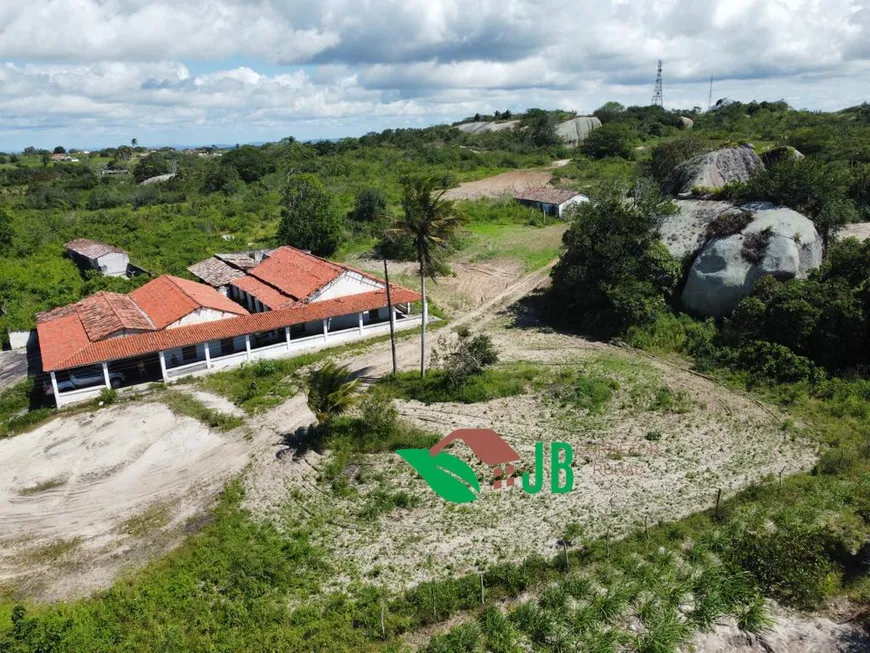 Foto 1 de Fazenda/Sítio com 3 Quartos à venda, 150m² em Povoado, Puxinanã