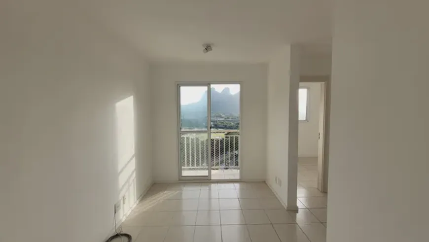 Foto 1 de Apartamento com 3 Quartos à venda, 63m² em Jacarepaguá, Rio de Janeiro