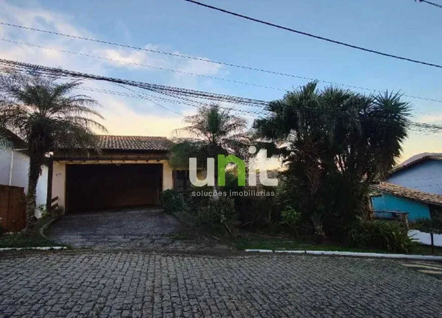 Foto 1 de Casa com 3 Quartos à venda, 200m² em Sapê, Niterói