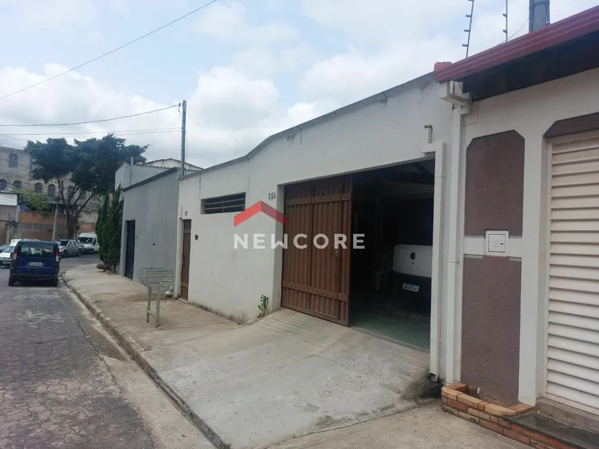 Foto 1 de Casa com 5 Quartos à venda, 200m² em Diamante, Belo Horizonte