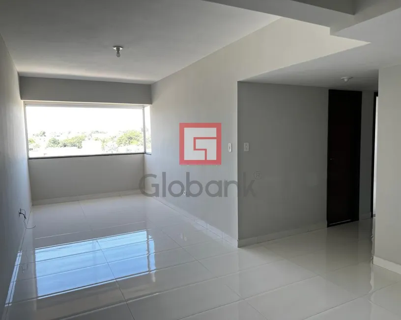 Foto 1 de Apartamento com 3 Quartos à venda, 95m² em Funcionários, Montes Claros