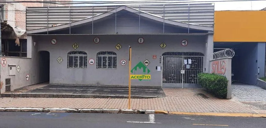 Foto 1 de Imóvel Comercial com 3 Quartos para alugar, 289m² em Higienópolis, Araçatuba