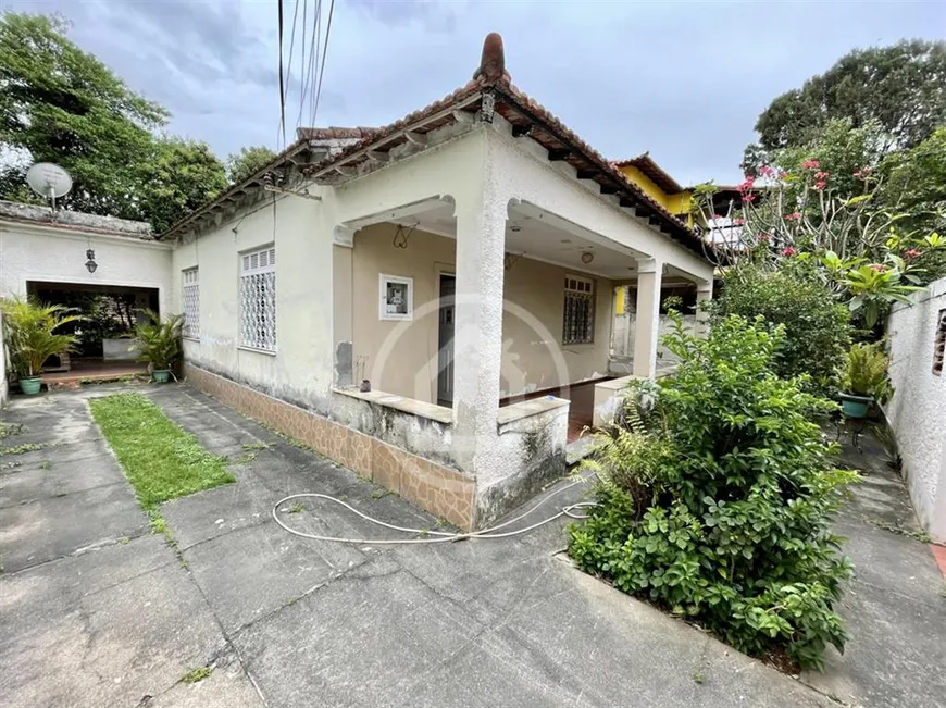 Foto 1 de Casa com 2 Quartos à venda, 123m² em Tanque, Rio de Janeiro