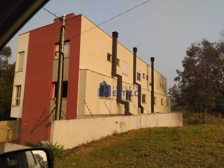 Foto 1 de Sobrado com 2 Quartos à venda, 90m² em Desvio Rizzo, Caxias do Sul