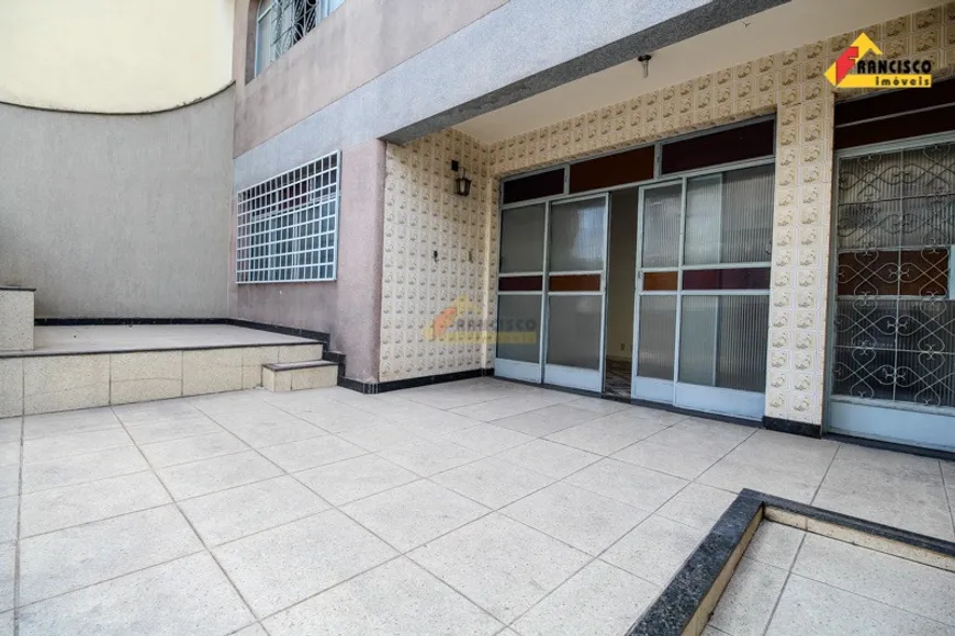 Foto 1 de Apartamento com 4 Quartos à venda, 294m² em Centro, Divinópolis