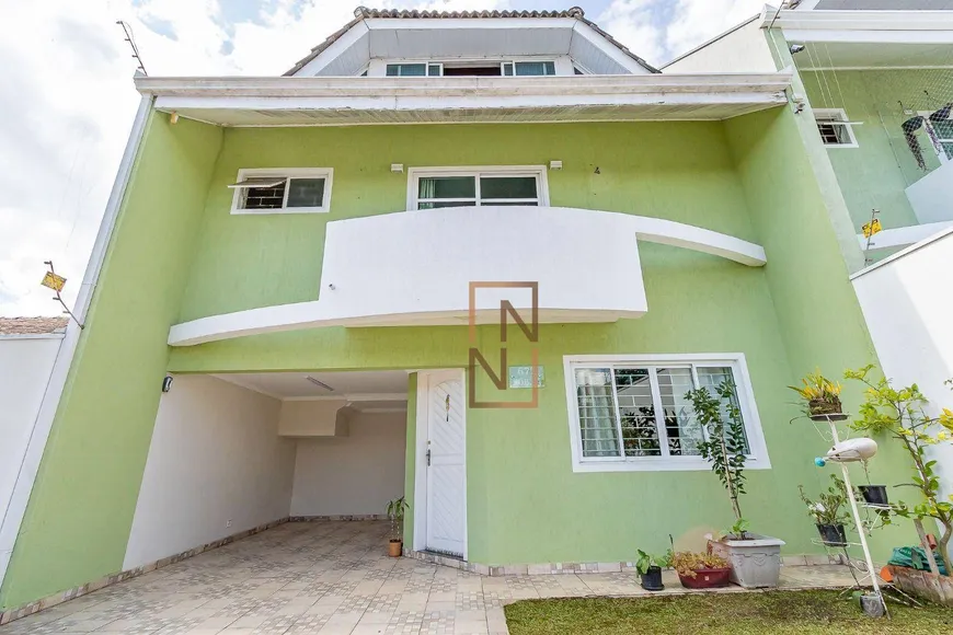 Foto 1 de Casa de Condomínio com 3 Quartos à venda, 172m² em Capão Raso, Curitiba