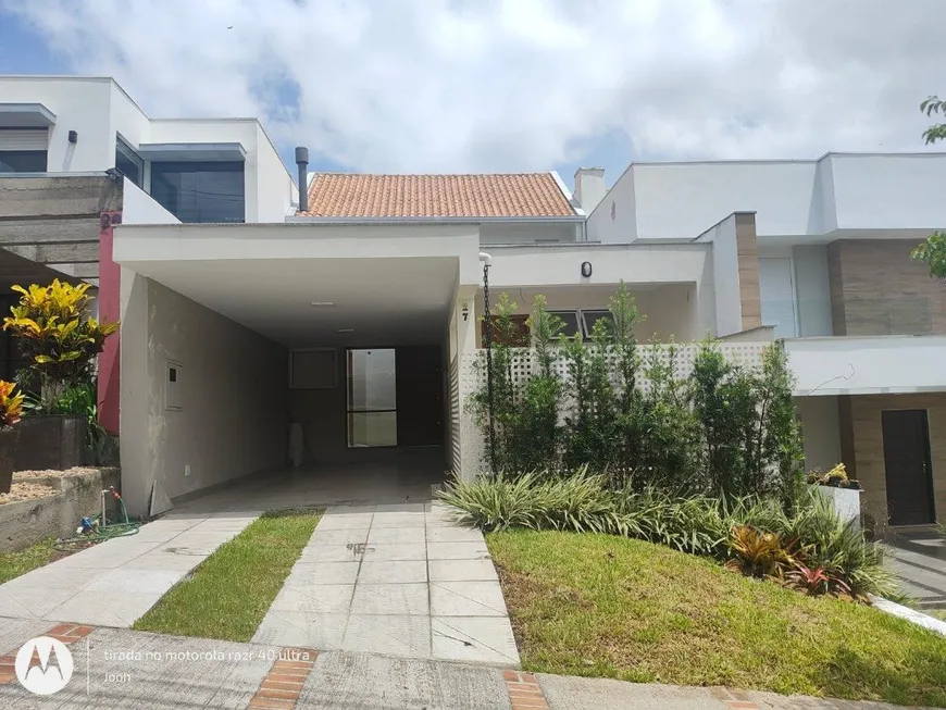 Foto 1 de Casa de Condomínio com 3 Quartos à venda, 184m² em Vila Nova, Porto Alegre