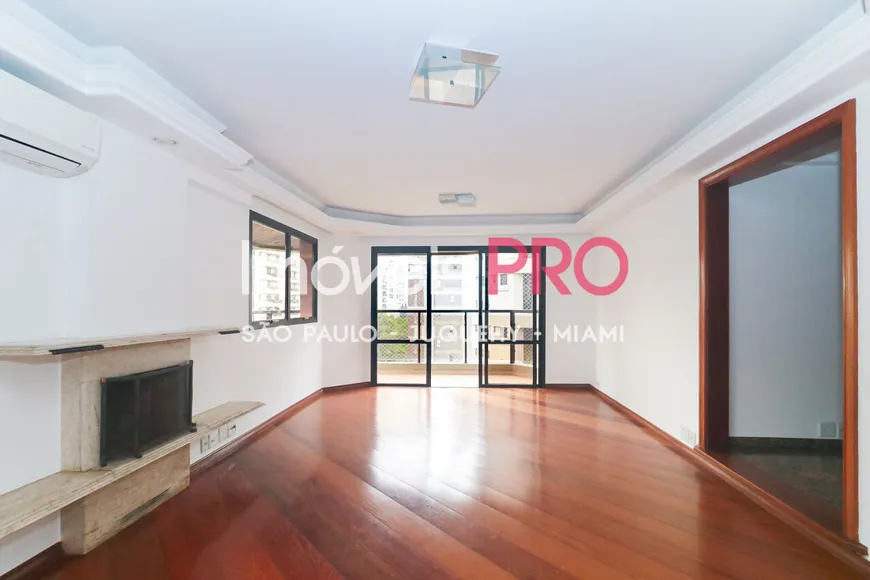 Foto 1 de Apartamento com 4 Quartos para alugar, 210m² em Vila Nova Conceição, São Paulo