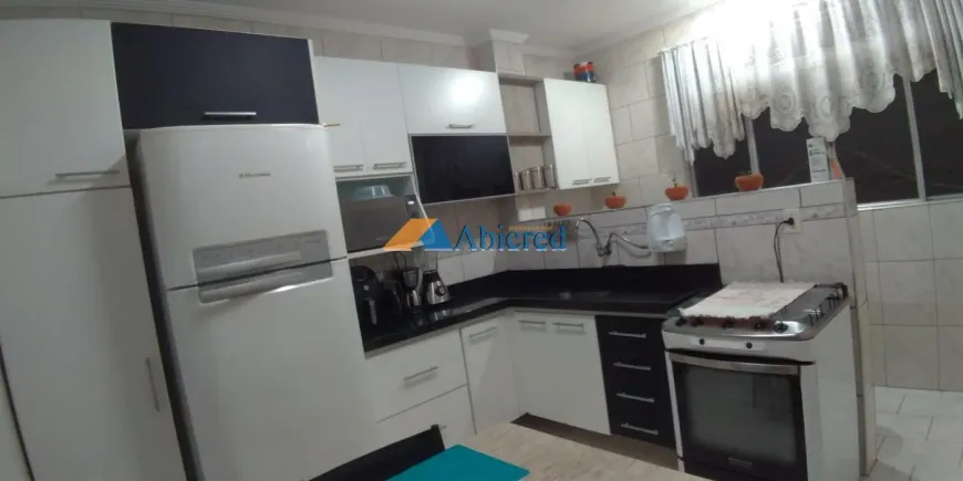 Foto 1 de Apartamento com 2 Quartos à venda, 62m² em Parque Bitaru, São Vicente