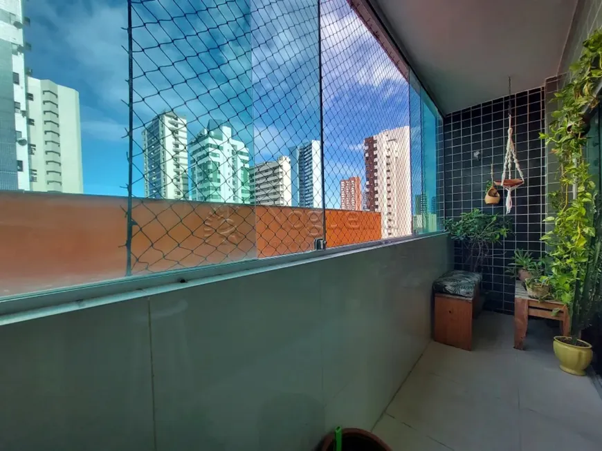 Foto 1 de Apartamento com 3 Quartos à venda, 111m² em Candeias, Jaboatão dos Guararapes