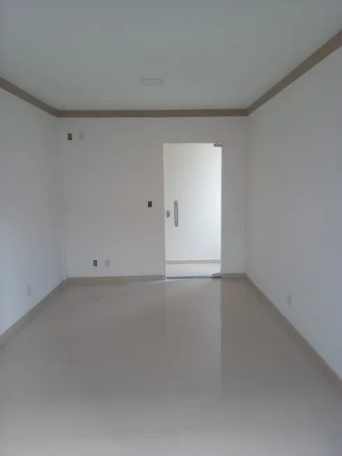 Foto 1 de Sala Comercial para alugar, 20m² em Coutos, Salvador