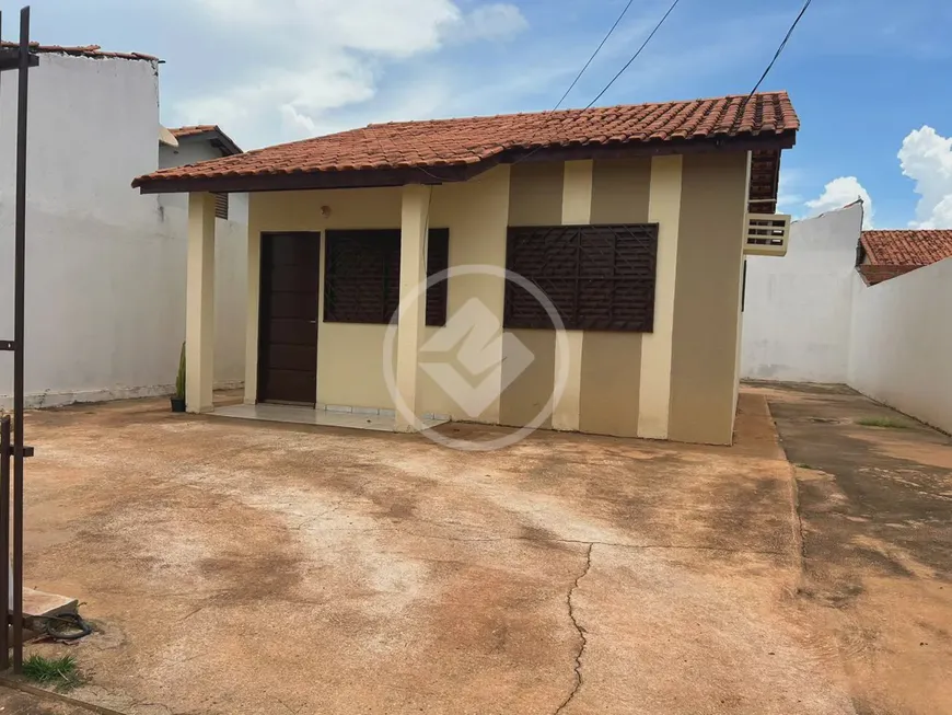 Foto 1 de Casa com 2 Quartos à venda, 50m² em Residencial Pádova, Cuiabá