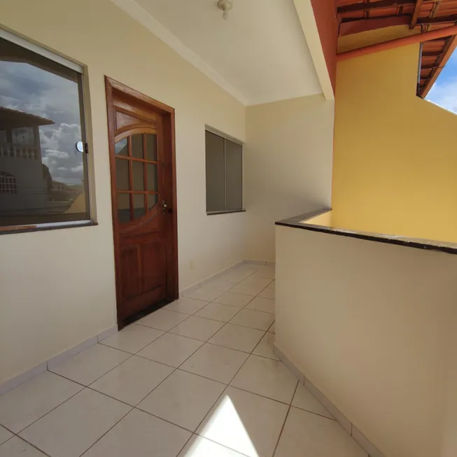 Foto 1 de Casa com 3 Quartos para alugar, 120m² em Gra Duquesa, Governador Valadares