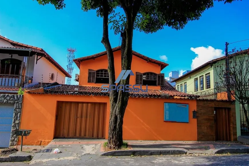 Foto 1 de Casa com 6 Quartos à venda, 401m² em Palmares, Belo Horizonte