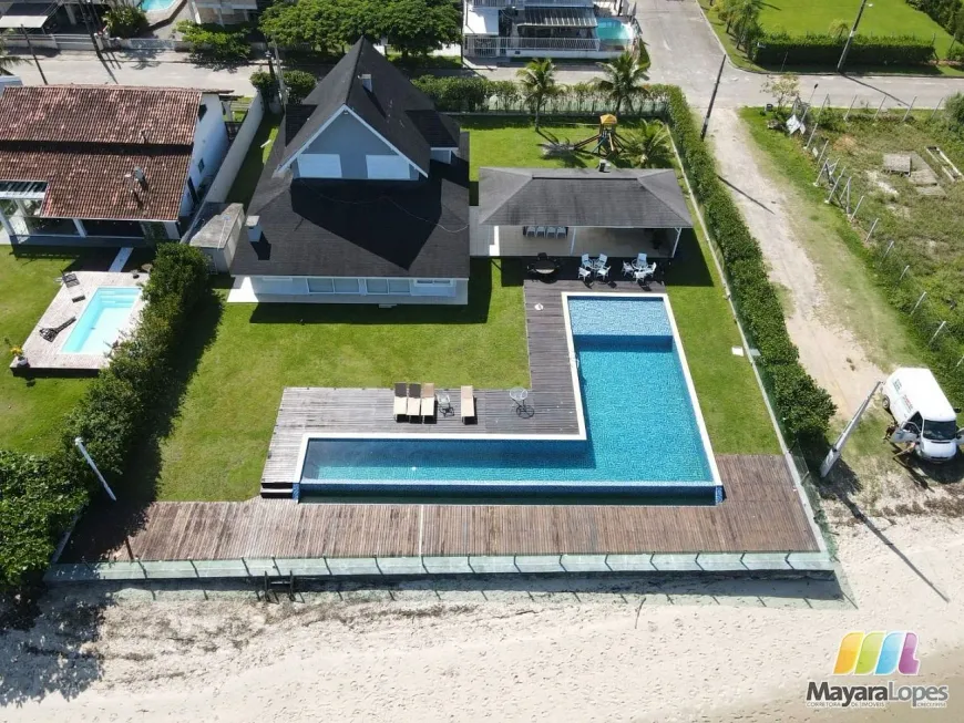 Foto 1 de Casa com 4 Quartos à venda, 211m² em Capri, São Francisco do Sul