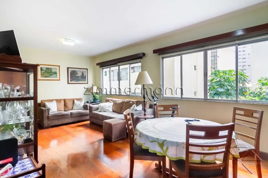 Foto 1 de Apartamento com 3 Quartos à venda, 122m² em Jardim Paulista, São Paulo