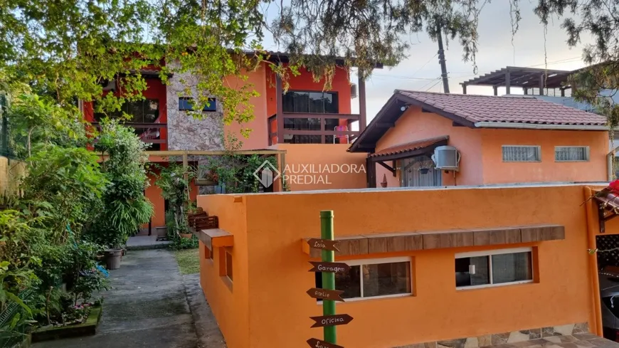 Foto 1 de Casa com 3 Quartos à venda, 102m² em Trindade, Florianópolis
