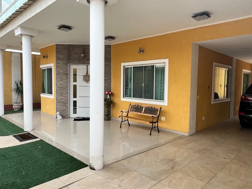 Foto 1 de Casa com 3 Quartos à venda, 300m² em Metropole, Nova Iguaçu