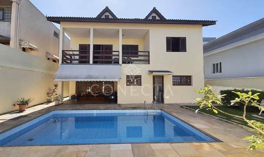 Foto 1 de Casa com 4 Quartos à venda, 380m² em Alphaville, Santana de Parnaíba