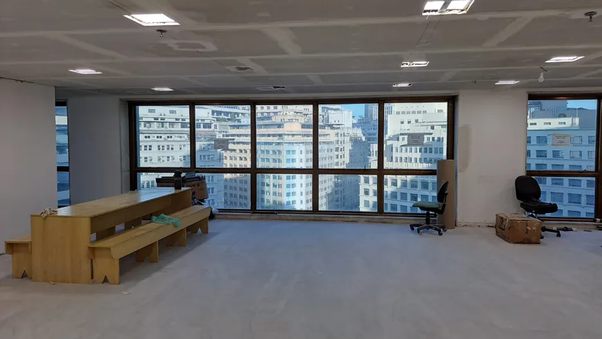 Foto 1 de Ponto Comercial para alugar, 394m² em Centro, Rio de Janeiro