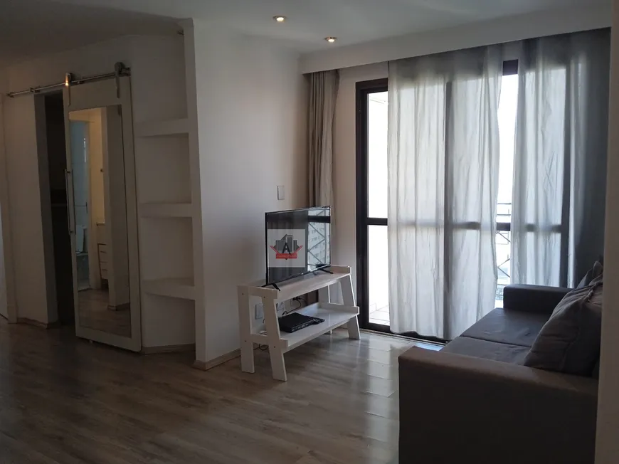 Foto 1 de Flat com 1 Quarto para alugar, 48m² em Vila Olímpia, São Paulo