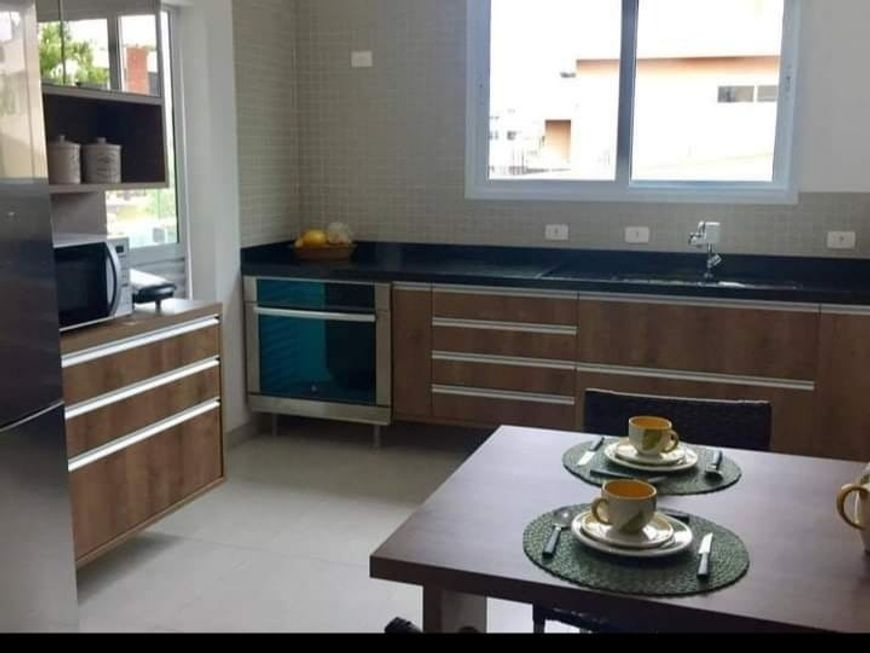 Foto 1 de Casa de Condomínio com 4 Quartos para alugar, 370m² em Residencial Burle Marx, Santana de Parnaíba