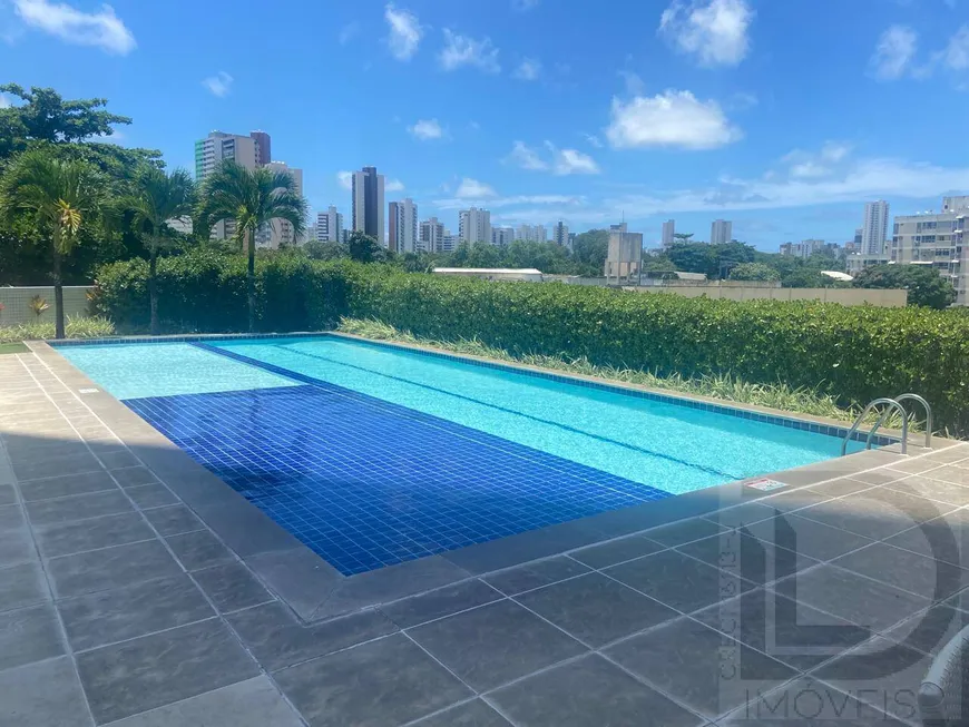 Foto 1 de Apartamento com 4 Quartos à venda, 230m² em Torre, Recife