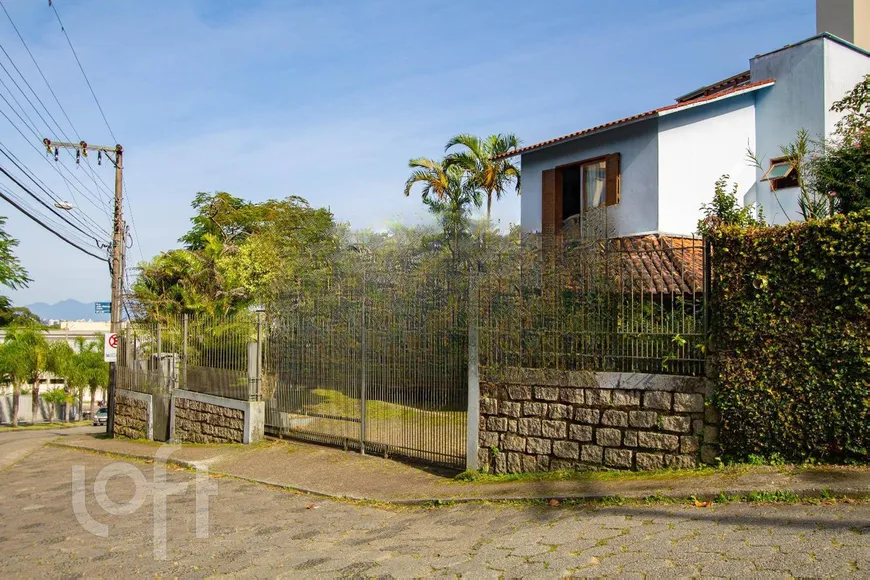Foto 1 de Casa com 3 Quartos à venda, 245m² em Saco Grande, Florianópolis