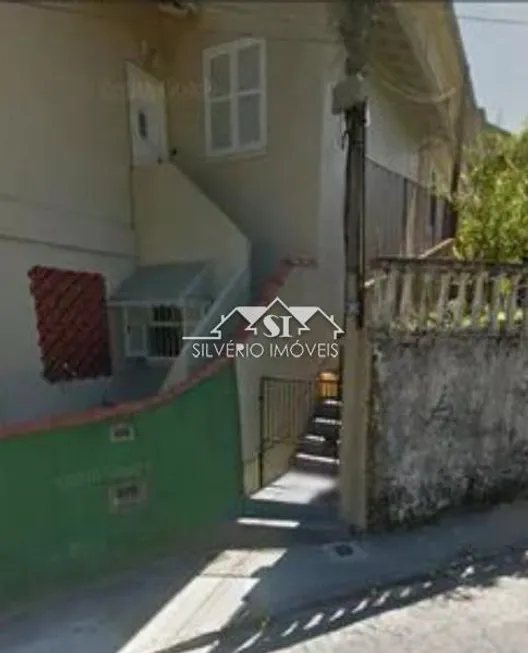 Foto 1 de Casa com 3 Quartos à venda, 110m² em Castelanea, Petrópolis