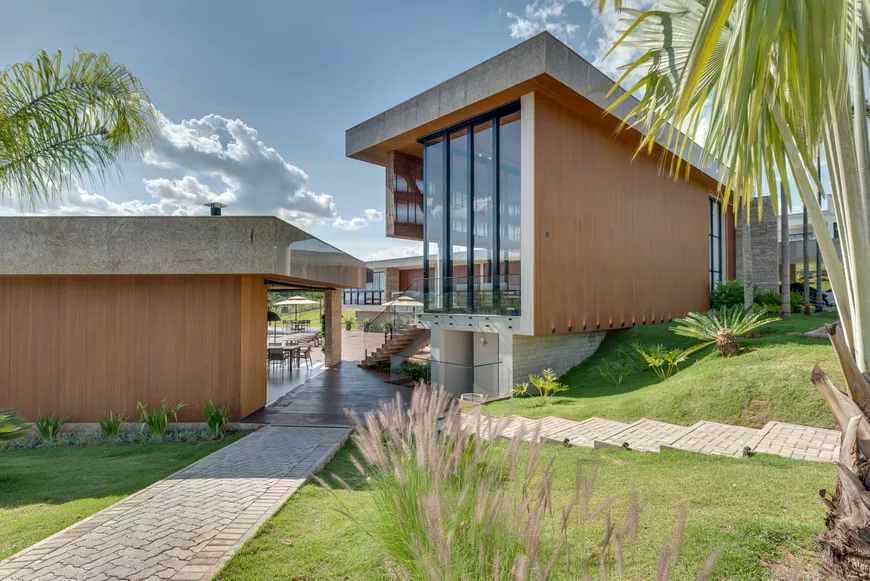 Foto 1 de Casa de Condomínio com 4 Quartos à venda, 1000m² em Condomínio Águas da serra, Hidrolândia