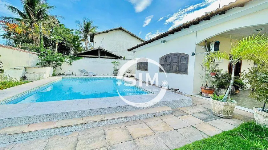 Foto 1 de Casa com 3 Quartos à venda, 400m² em Palmeiras, Cabo Frio