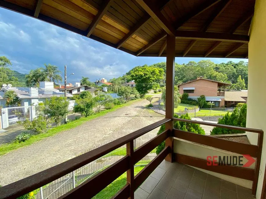 Foto 1 de Casa com 3 Quartos à venda, 192m² em Carvoeira, Florianópolis