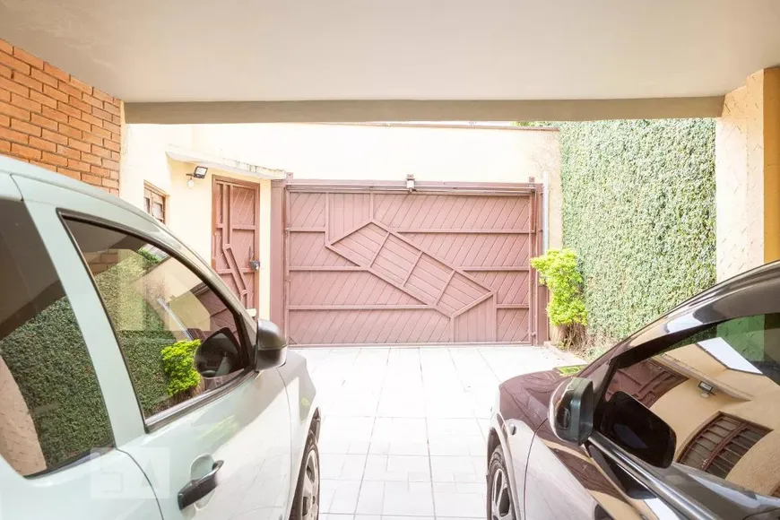 Foto 1 de Casa com 4 Quartos à venda, 240m² em Vila Romana, São Paulo