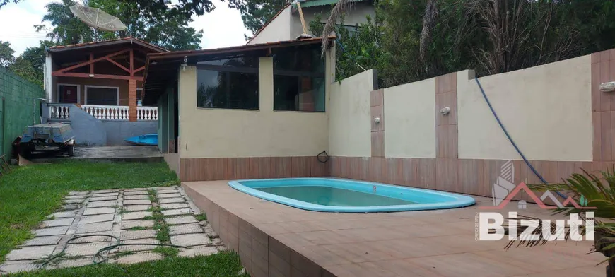 Foto 1 de Casa com 2 Quartos para venda ou aluguel, 162m² em Usina, Atibaia