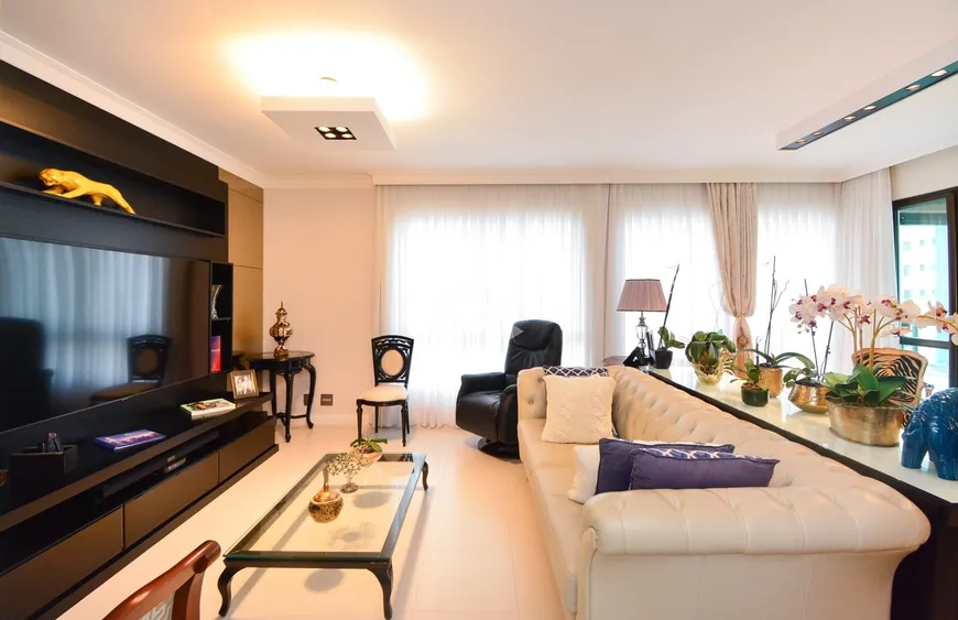 Foto 1 de Apartamento com 4 Quartos à venda, 175m² em Centro, Florianópolis