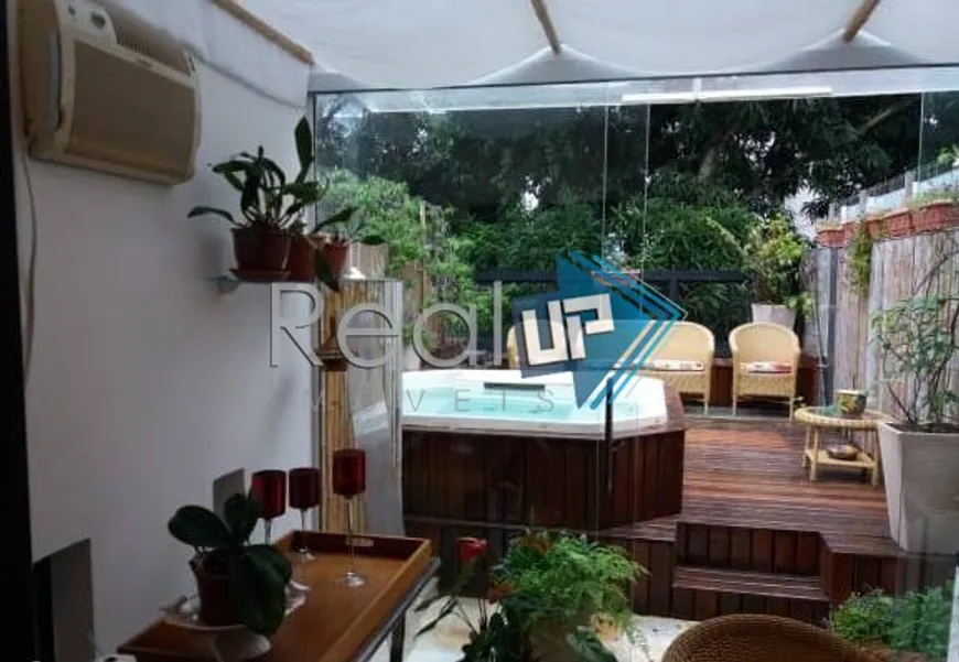 Foto 1 de Apartamento com 3 Quartos à venda, 149m² em Leblon, Rio de Janeiro