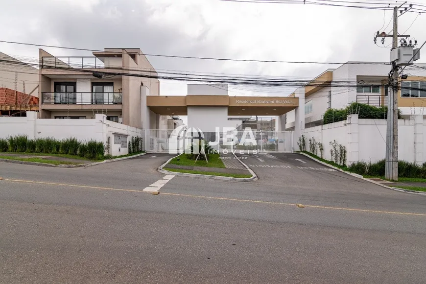 Foto 1 de Casa de Condomínio com 3 Quartos à venda, 223m² em Santa Cândida, Curitiba